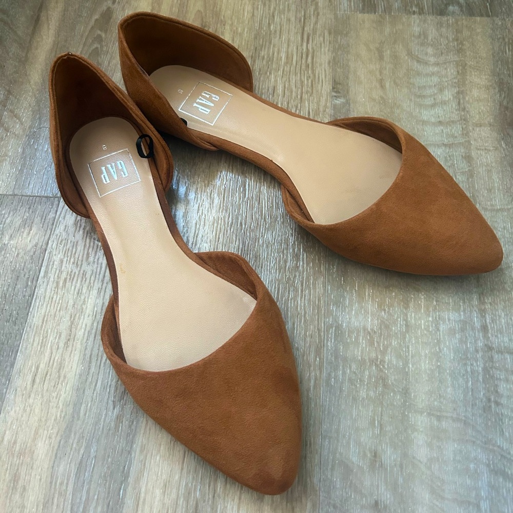 Gap Camel Flats